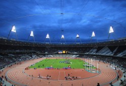 老鹰vs太阳前瞻：两队实力相差不大，太阳人员齐整力争4连胜